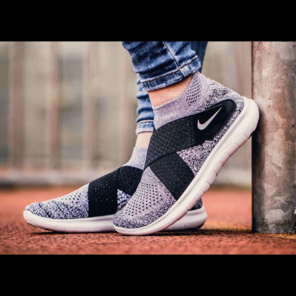 🤍🖤Women’s Nike run free flyknit 🖤🤍